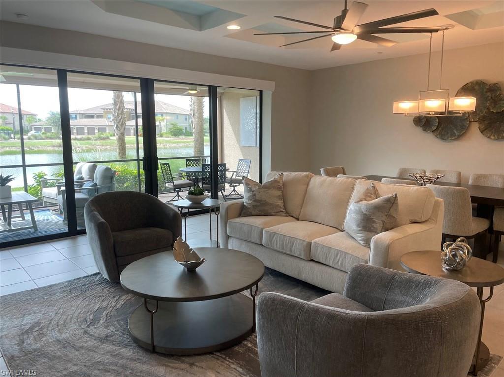 ESPLANADE - Residential