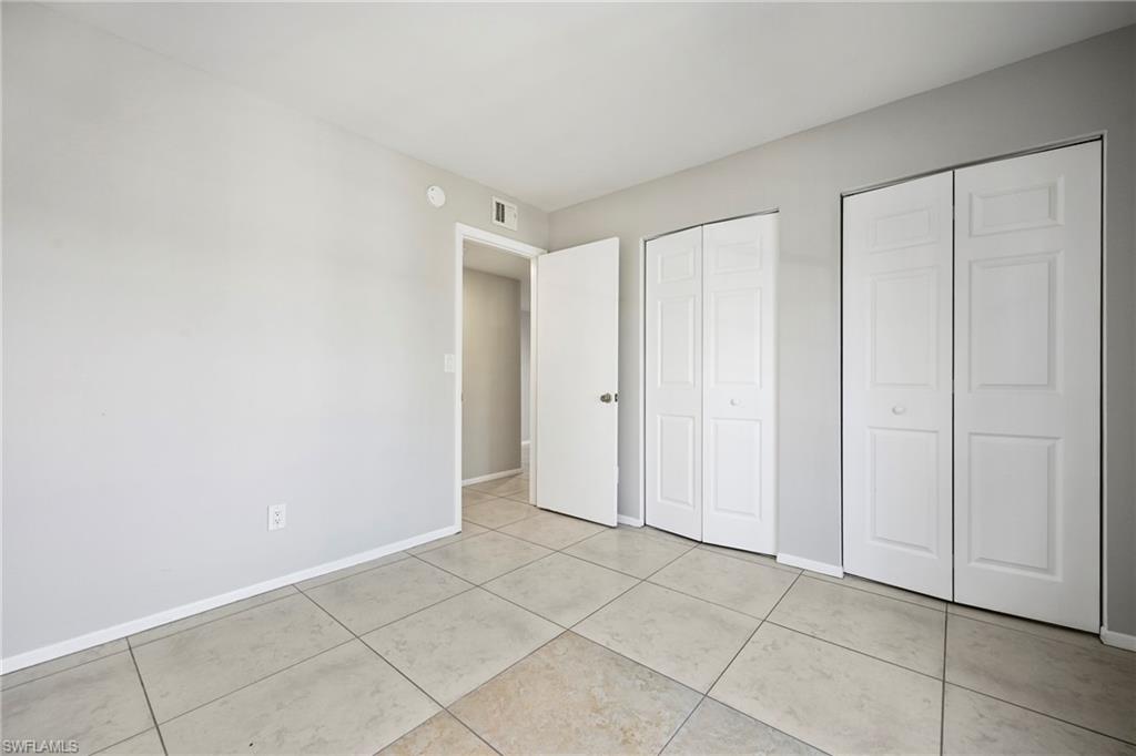 GRANADA LAKES - Residential