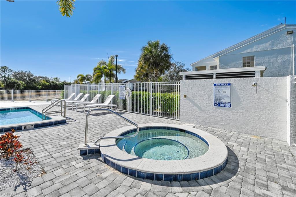 GRANADA LAKES - Residential