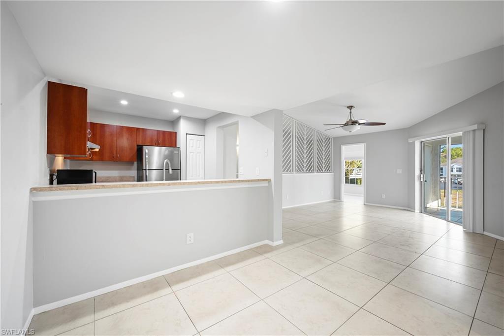 GRANADA LAKES - Residential