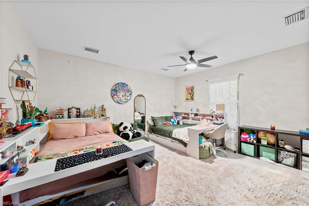NAPLES PARK - Residential