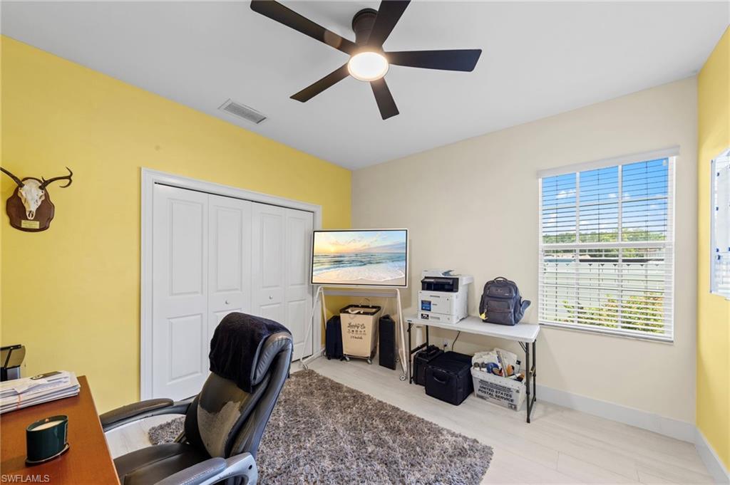 NAPLES PARK - Residential