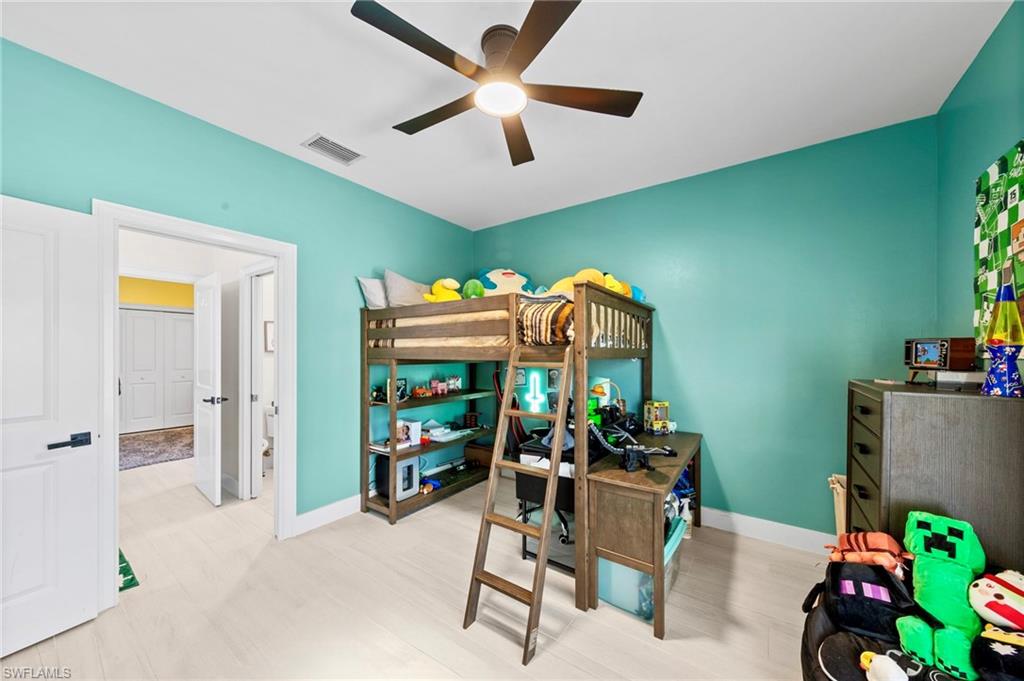 NAPLES PARK - Residential