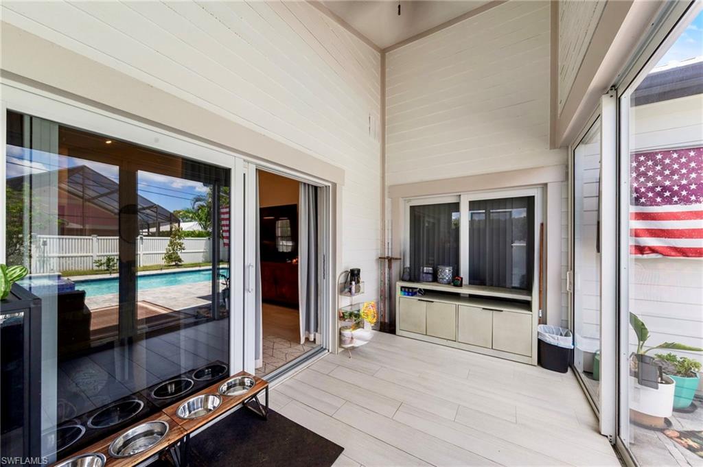 NAPLES PARK - Residential