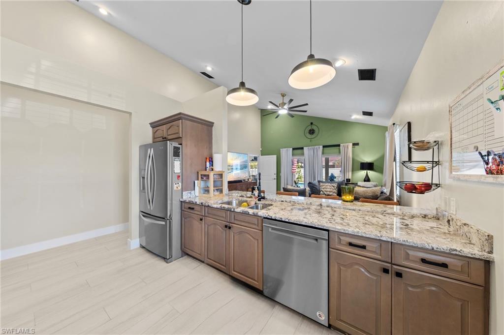 NAPLES PARK - Residential