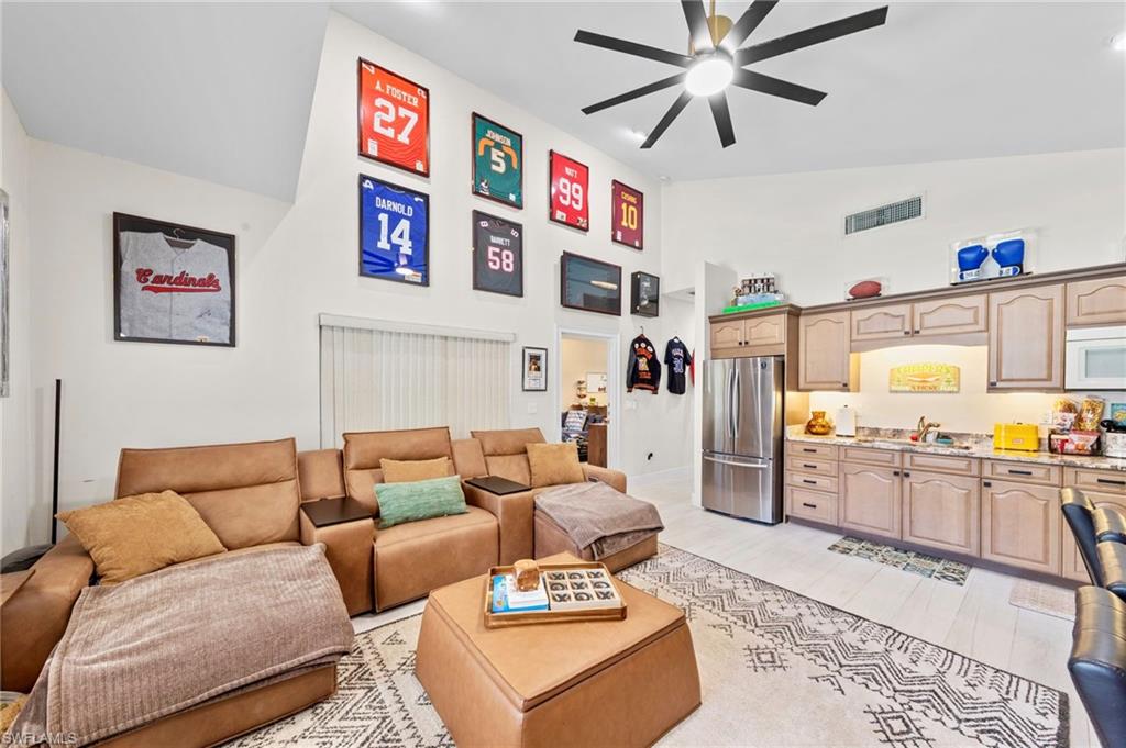NAPLES PARK - Residential