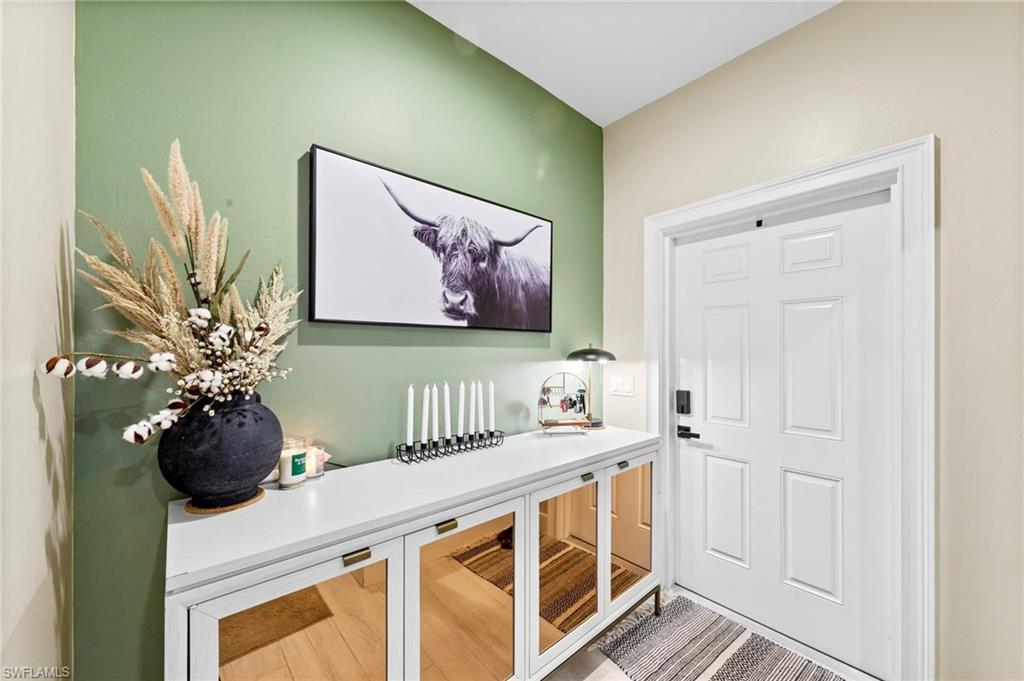NAPLES PARK - Residential