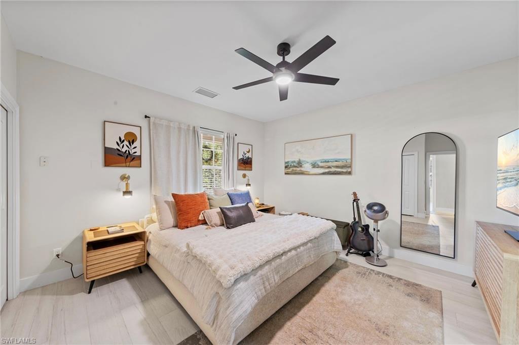 NAPLES PARK - Residential