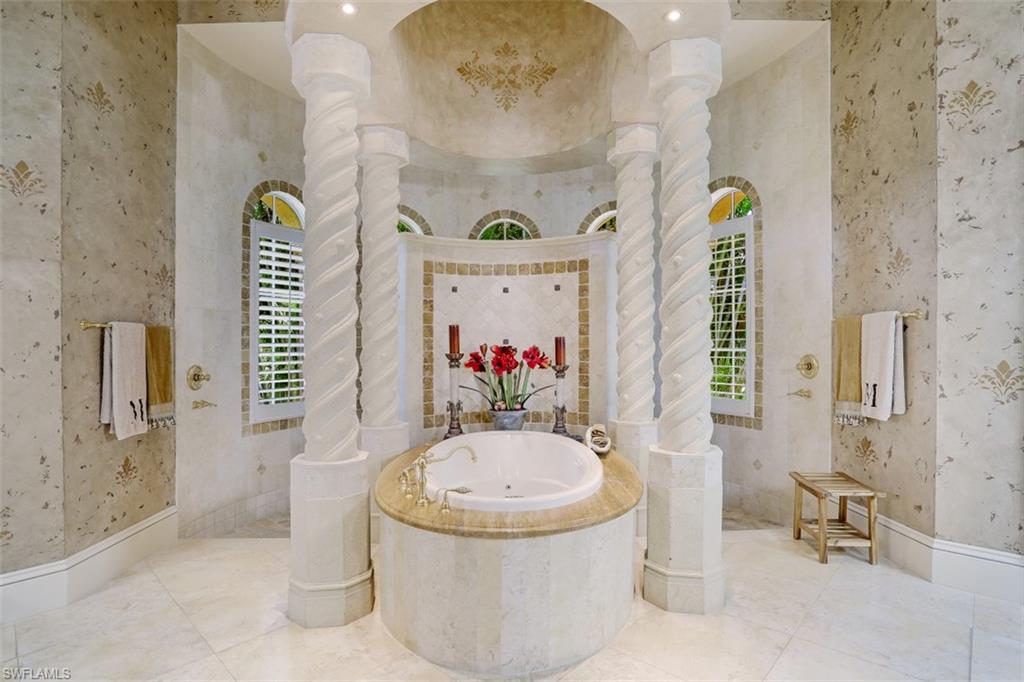 ESTATES AT BAY COLONY GOLF CLUB - Residential