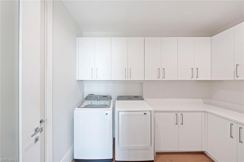 NAUTILUS NAPLES - Residential