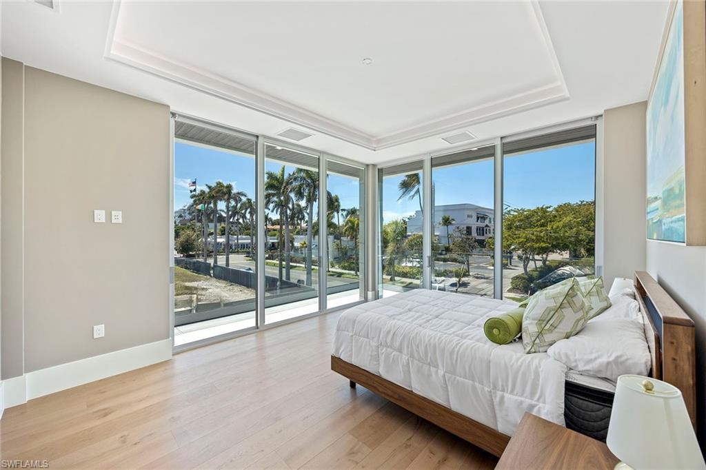 NAUTILUS NAPLES - Residential