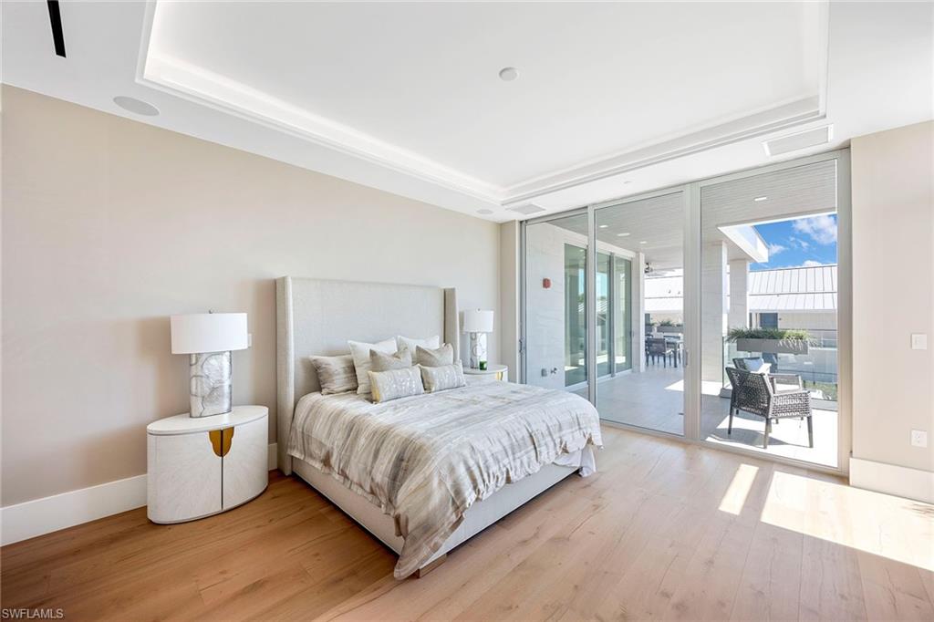 NAUTILUS NAPLES - Residential