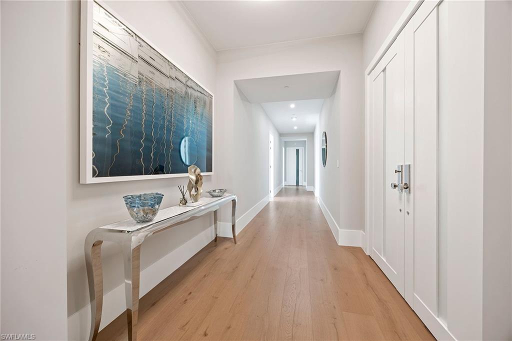 NAUTILUS NAPLES - Residential