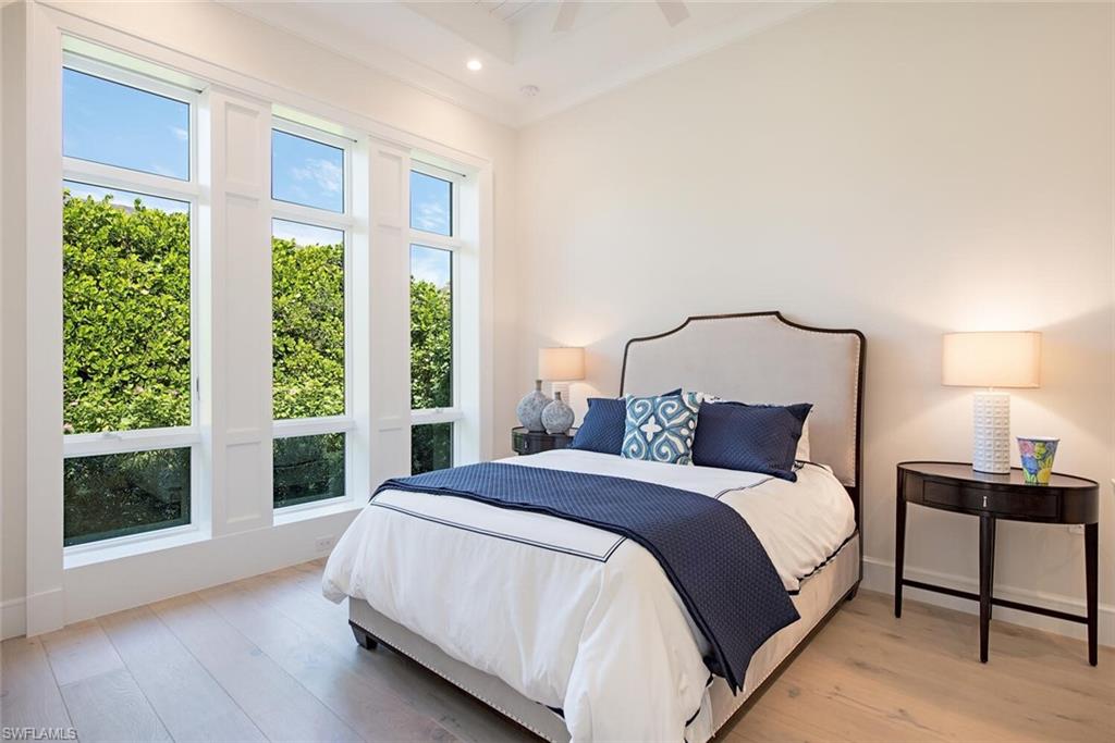 MOORINGS - Residential