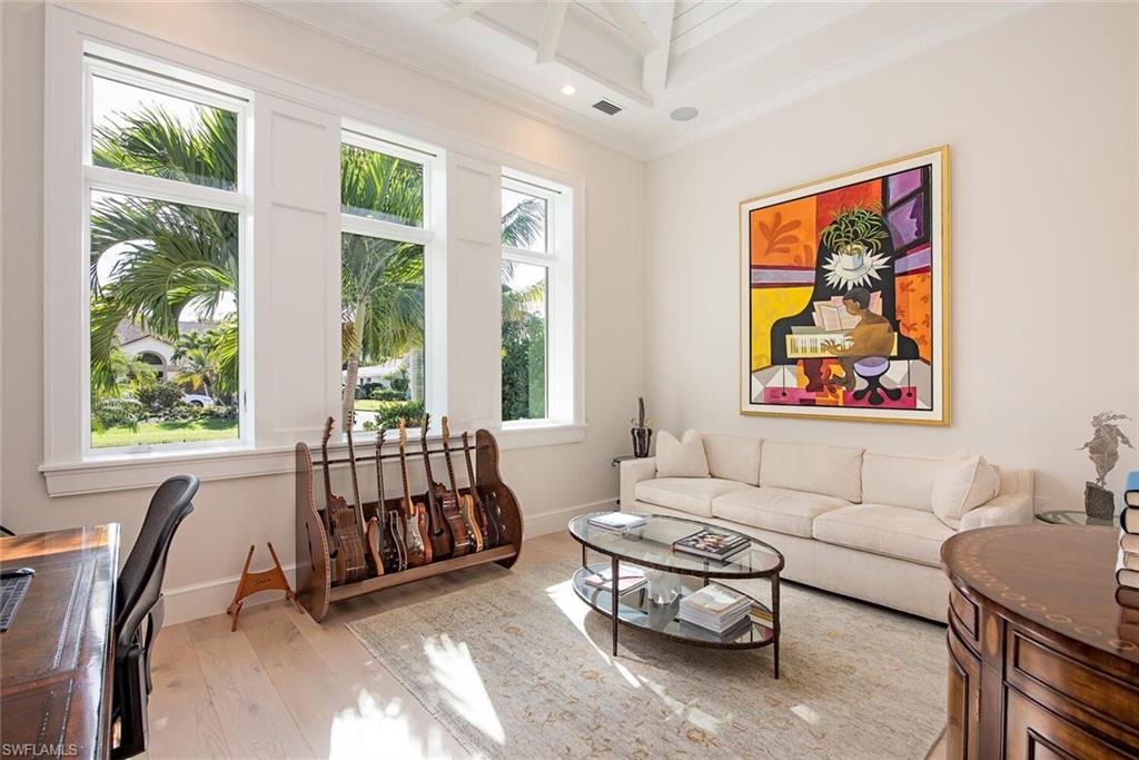 MOORINGS - Residential