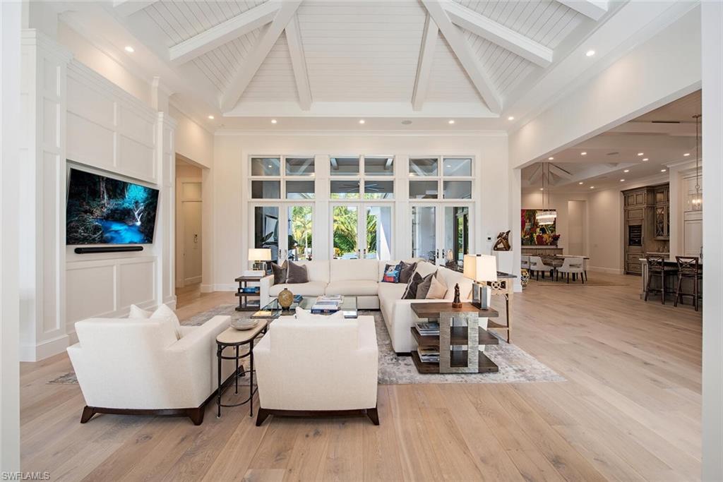 MOORINGS - Residential