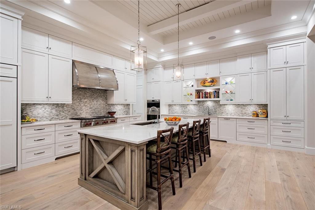 MOORINGS - Residential