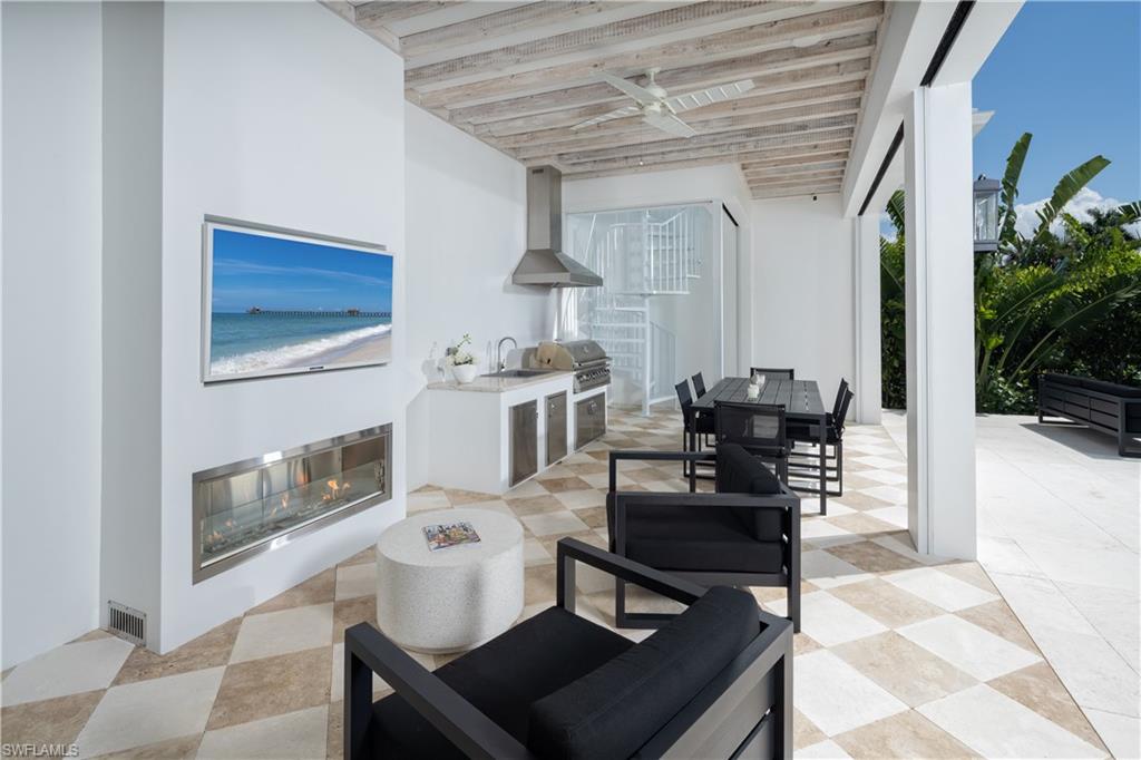 PARK SHORE - Residential