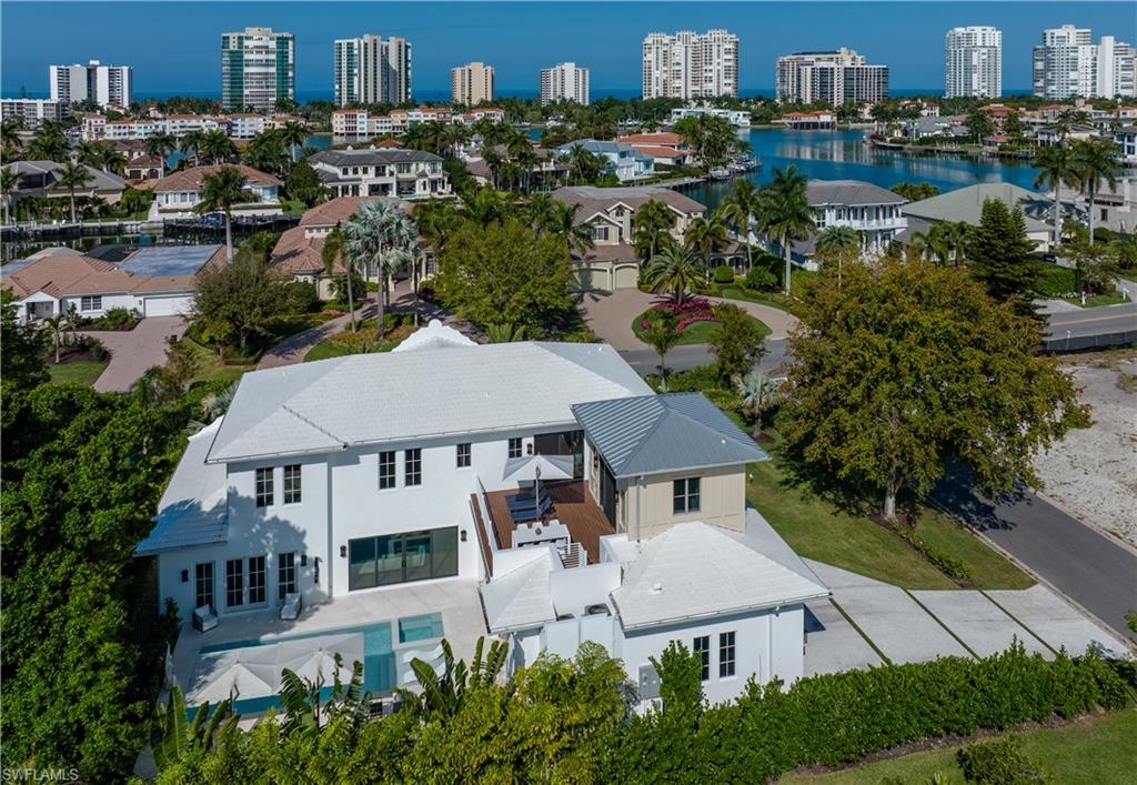 PARK SHORE - Residential