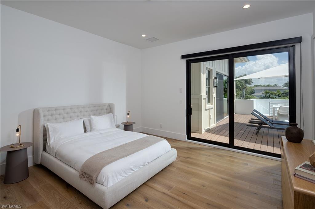 PARK SHORE - Residential