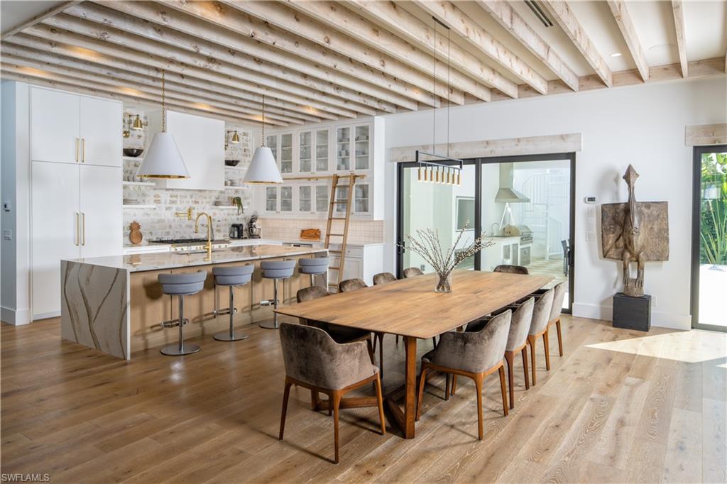 PARK SHORE - Residential