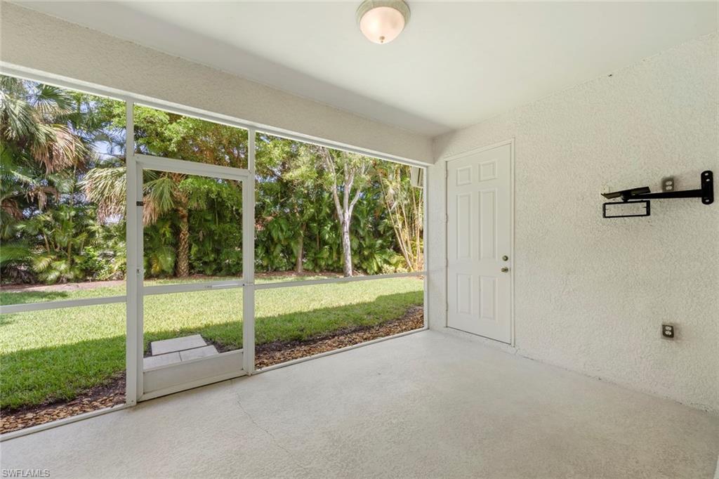 COLONIAL OAKS - Residential