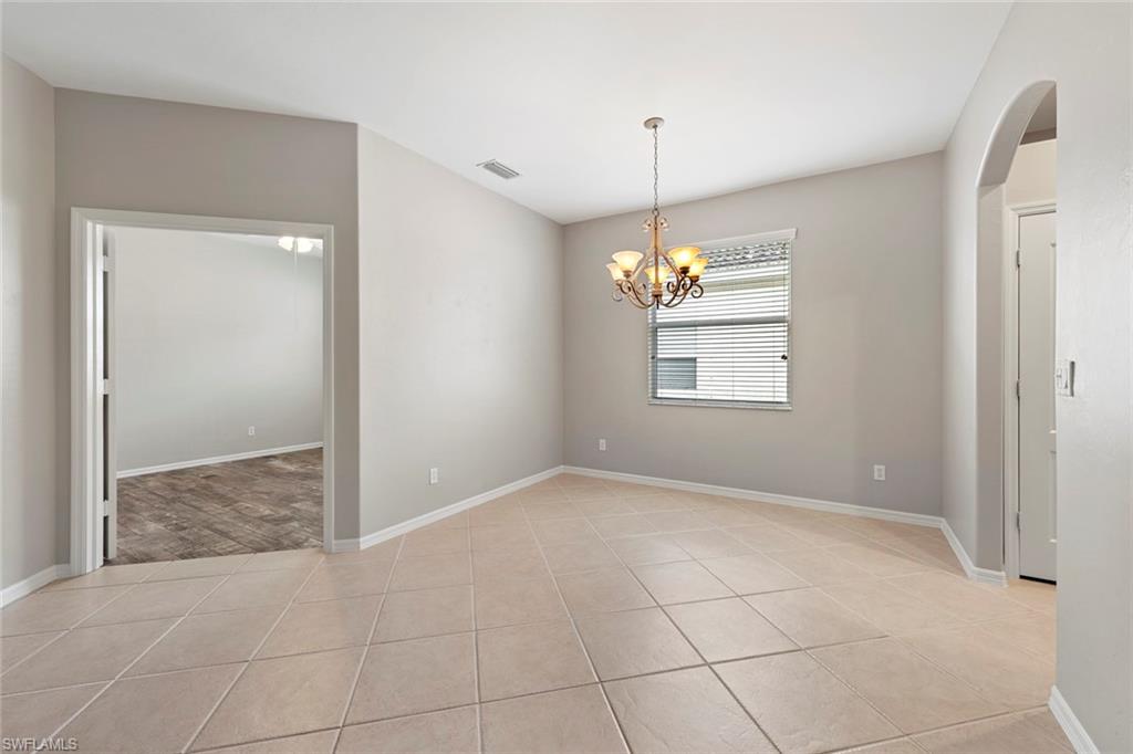 COLONIAL OAKS - Residential