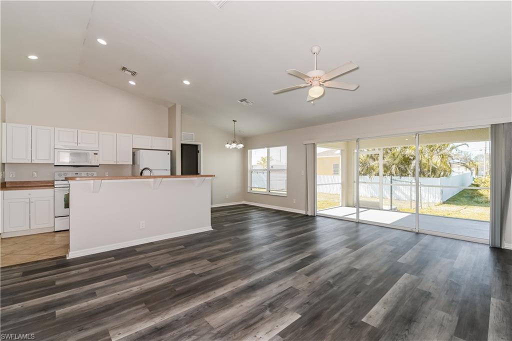 CAPE CORAL - Residential Lease