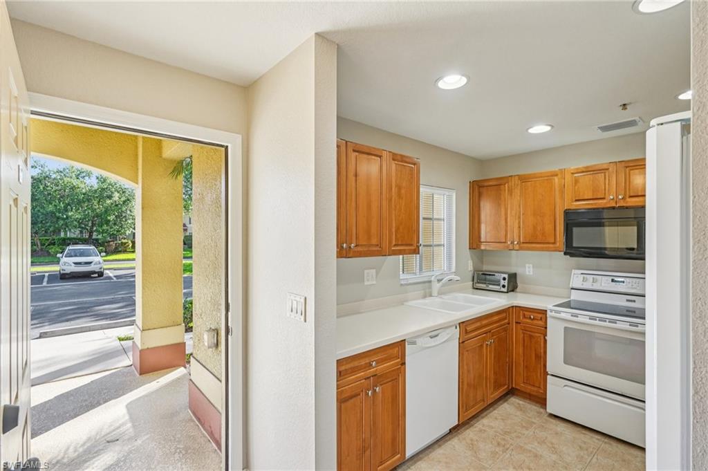 VILLAGE OF STONEYBROOK - Residential