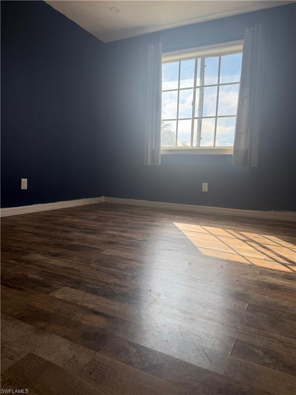 SAN CARLOS PARK - Residential