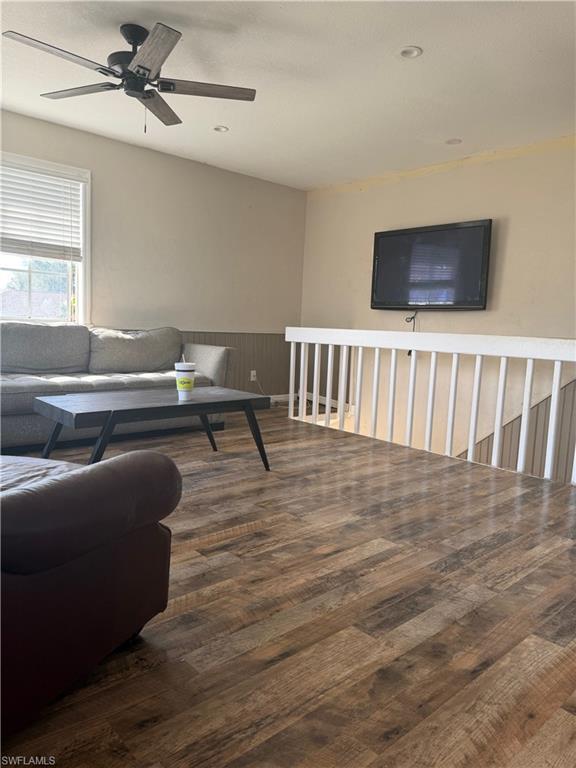 SAN CARLOS PARK - Residential