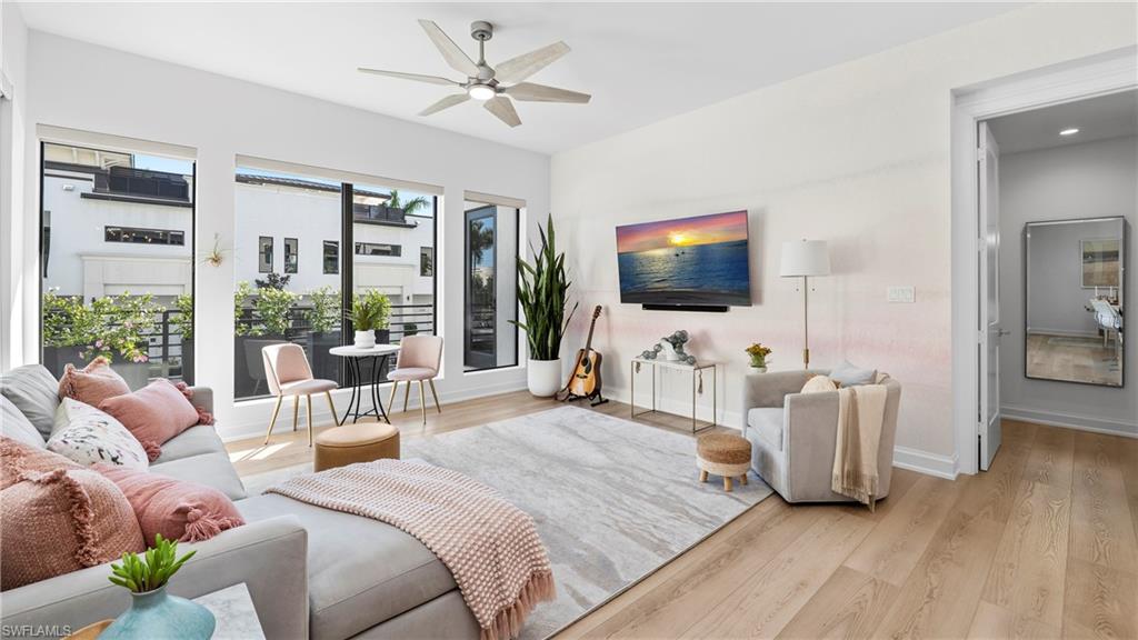 ELEVEN ELEVEN CENTRAL - Residential