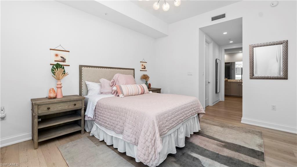 ELEVEN ELEVEN CENTRAL - Residential