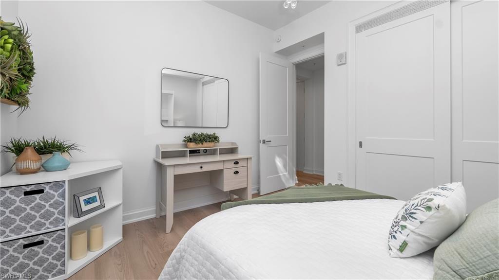 ELEVEN ELEVEN CENTRAL - Residential