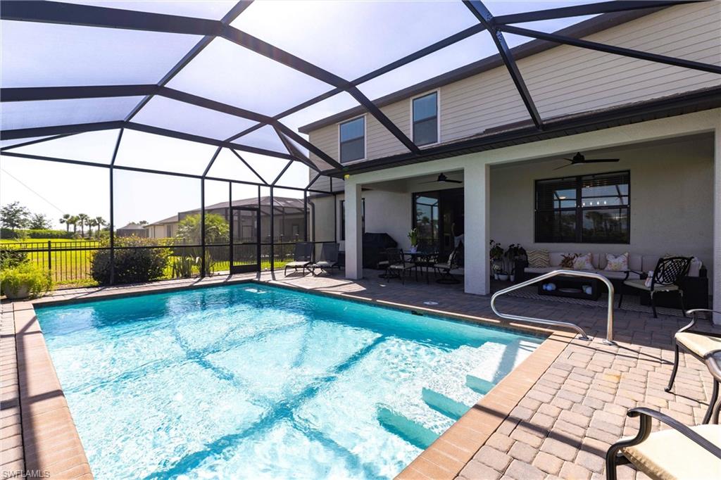 PORTICO - Residential