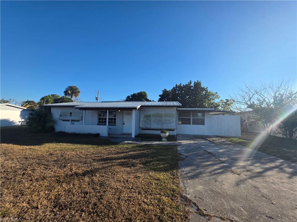 LEHIGH ACRES - Residential