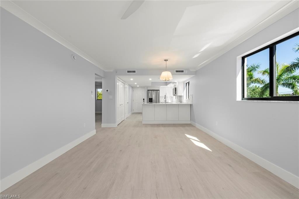 SANDALFOOT CONDOMINIUM - Residential