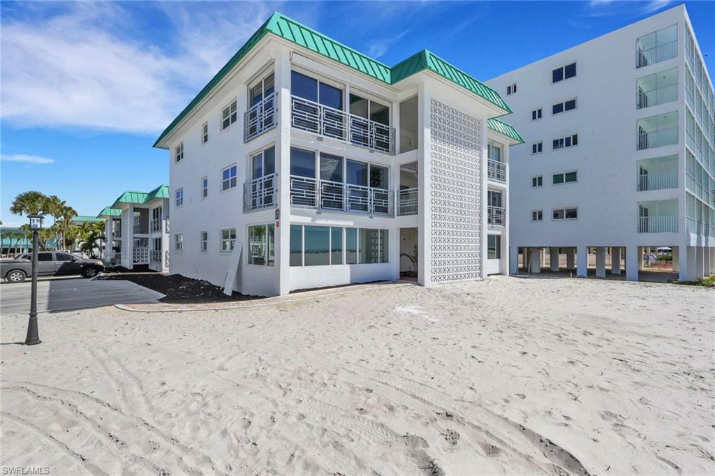 PRIVATEER OF FT MYERS BEACH - Residential