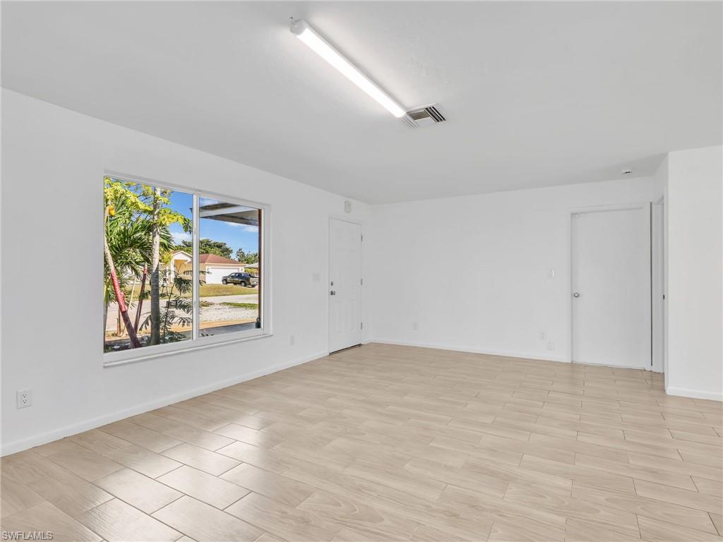 GOLDEN GATE CITY - Residential