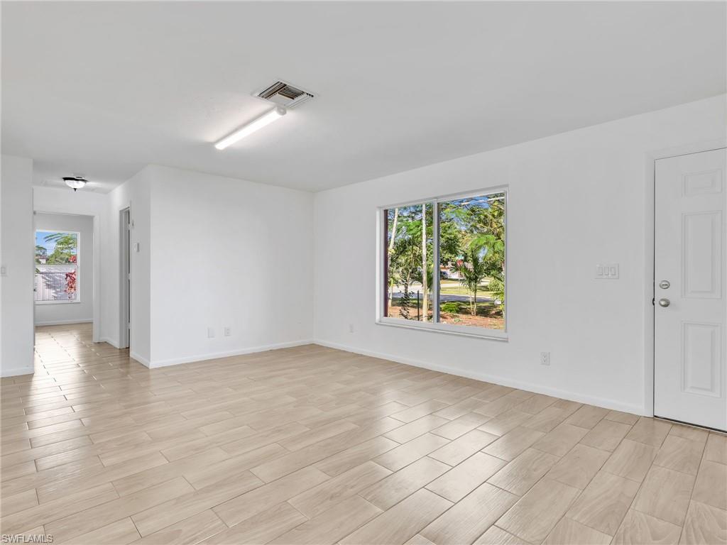 GOLDEN GATE CITY - Residential