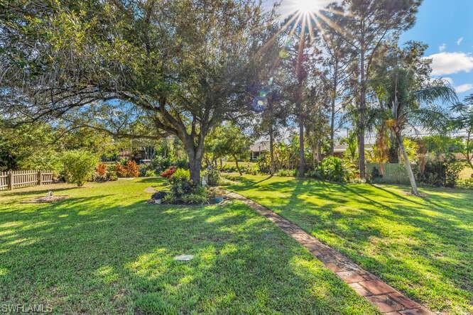 SAN CARLOS PARK - Residential