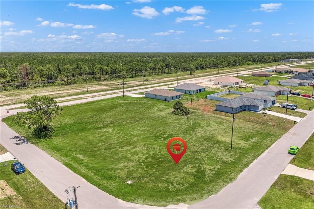 CAPE CORAL - Land