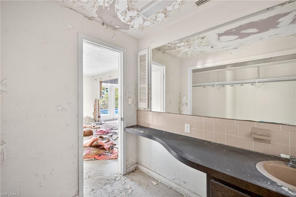 SHELL HARBOR - Residential