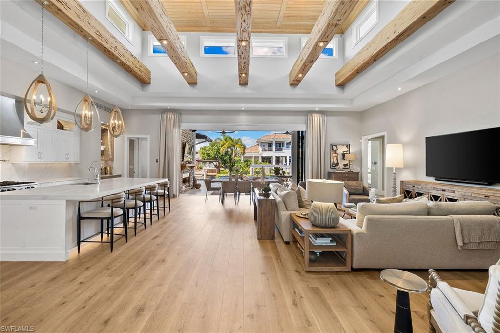 ROYAL HARBOR - Residential