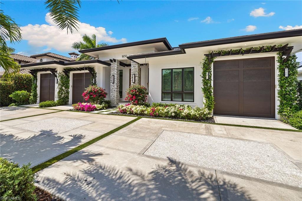 ROYAL HARBOR - Residential