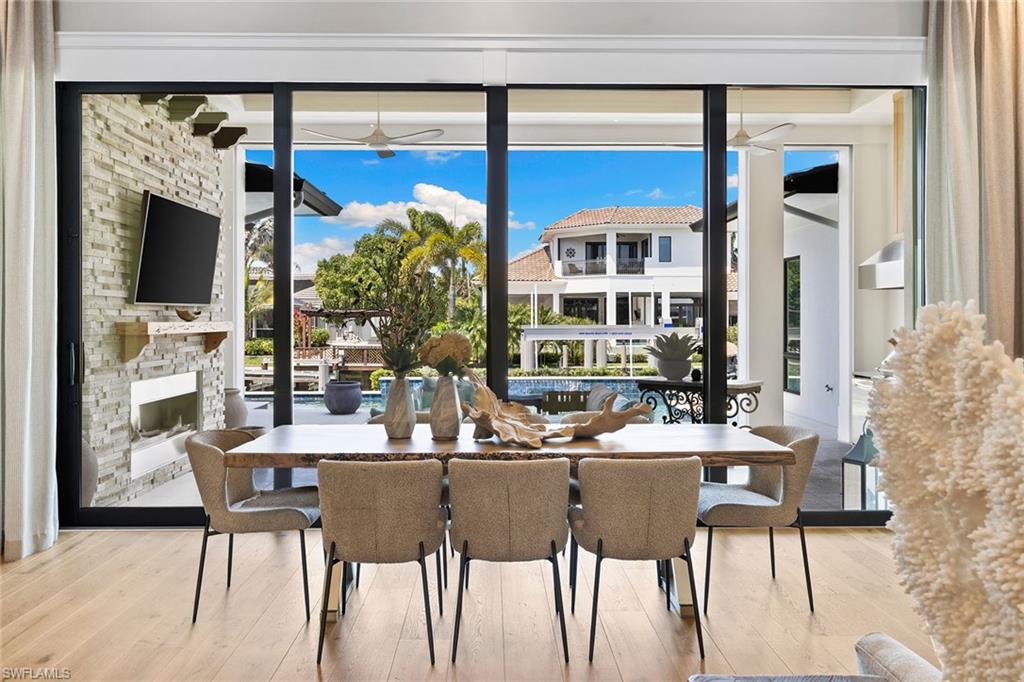 ROYAL HARBOR - Residential