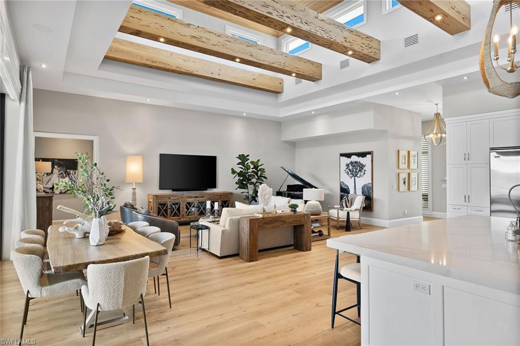 ROYAL HARBOR - Residential