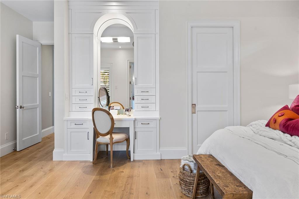 ROYAL HARBOR - Residential