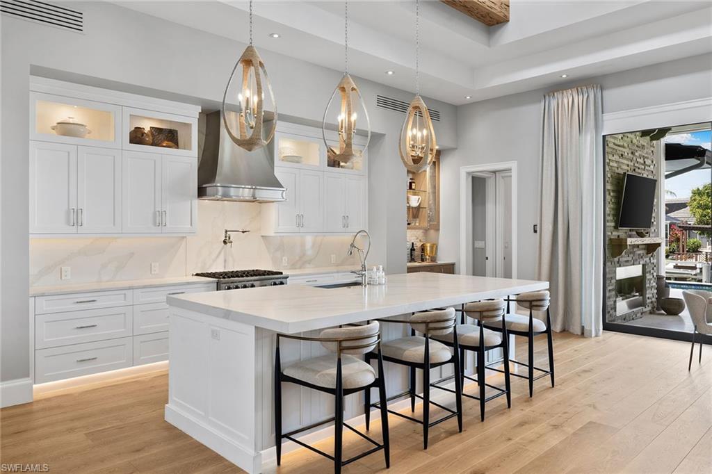 ROYAL HARBOR - Residential