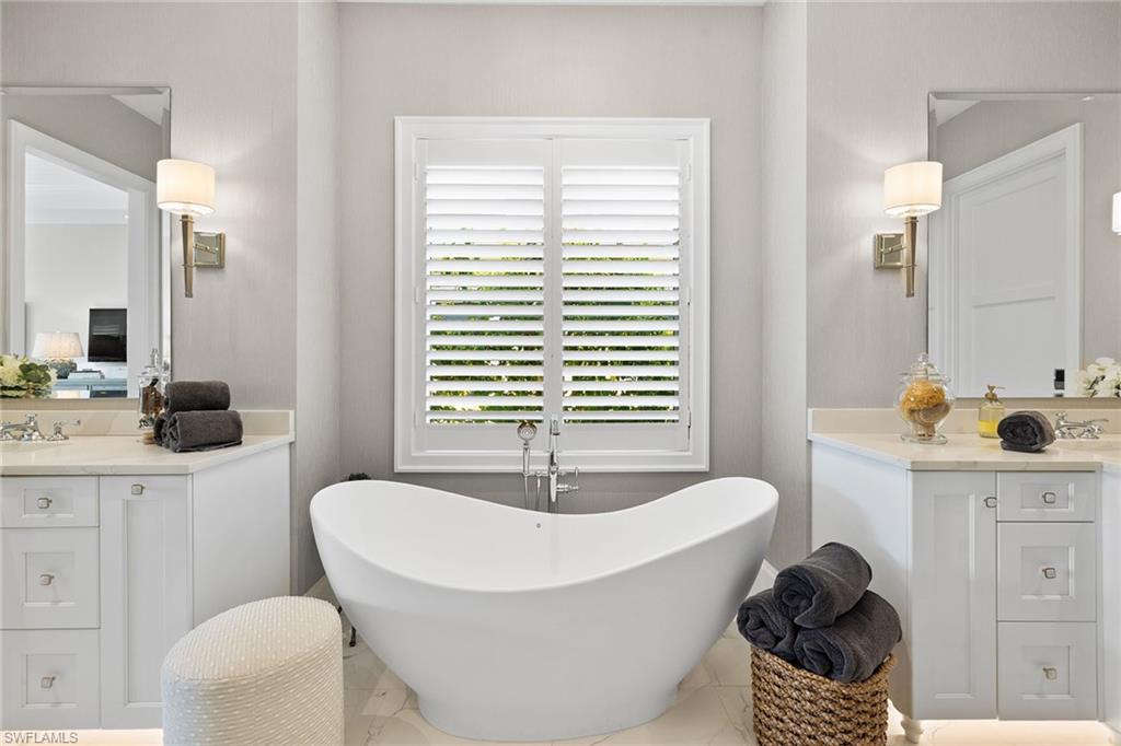 ROYAL HARBOR - Residential